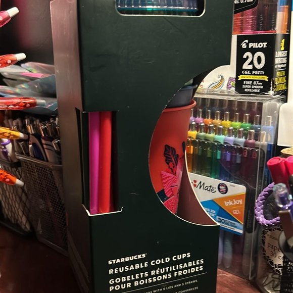 Starbucks 5 cold cups Holiday Set 2021 - BRAND NEW - Picture 2 of 5